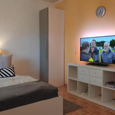 Gemütliches Haus Mit Vier Zimmern * Leipzig