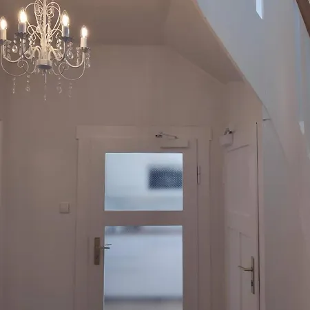 Gemutliches Haus Mit Vier Zimmern Πανσιόν Λειψία