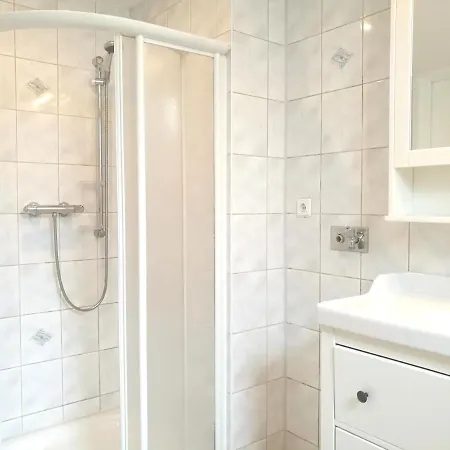 Gemutliches Haus Mit Vier Zimmern Πανσιόν *